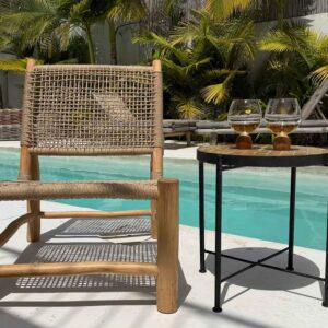 כורסא מעץ טיק וראטן