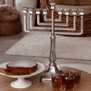 חנוכייה מלכותית גבוהה