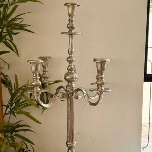 שנדליר כסוף מפואר