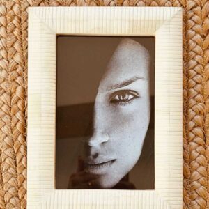 מסגרת לתמונה אלסנדרה פסים שמנת